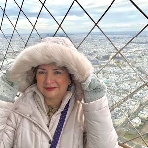 Meet your Posher, Estel